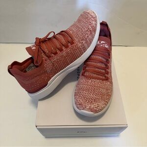 APL Women's Techloom Breeze Cedar/Bleached Pink/Ombre Size 8.5